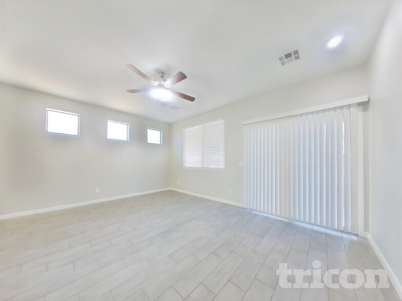 Building Photo - 14714 N 176th Ln