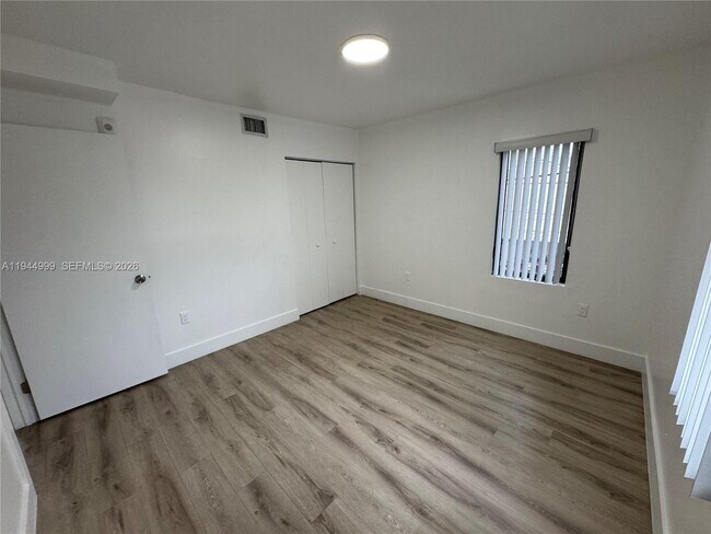 Building Photo - 1969 NW 2nd Ct