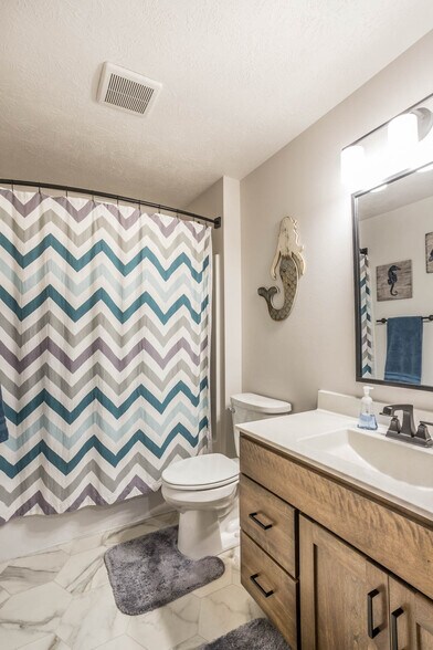 Building Photo - 4221 N Knob Hill Ct