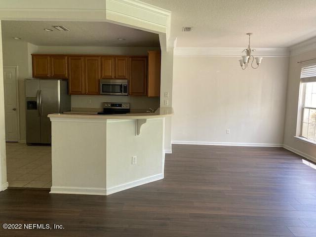 Building Photo - 11177 Castlemain Cir E