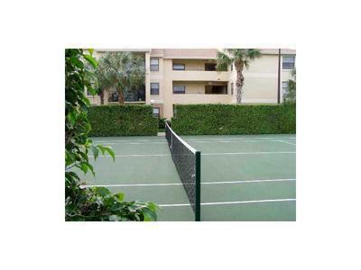 Building Photo - 9999 Summerbreeze Dr