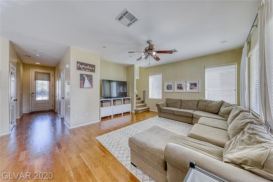 Building Photo - 1049 Garnet Ridge Ct