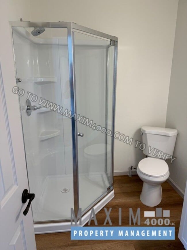 Building Photo - 2721 Patterson Rd