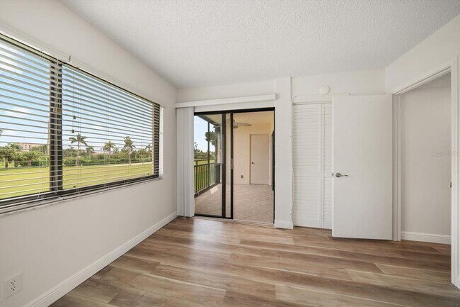 Building Photo - 5724 La Puerta Del Sol Blvd S