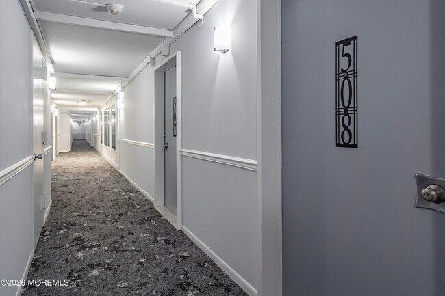 Building Photo - 787 Ocean Ave N