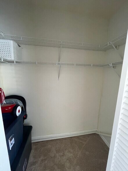 Building Photo - 328 Bradstrom Cir