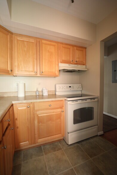 Building Photo - 1071 Paper Mill Ct NW