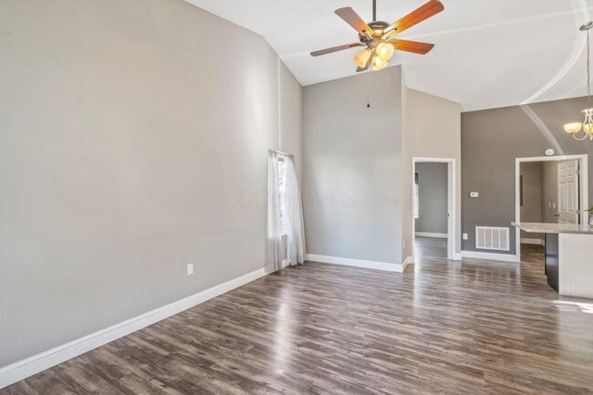 Building Photo - Pasadena Avenue