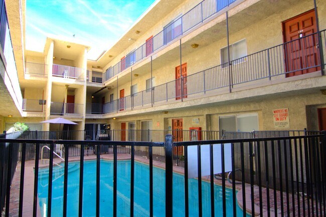 Building Photo - 21219 Roscoe Blvd