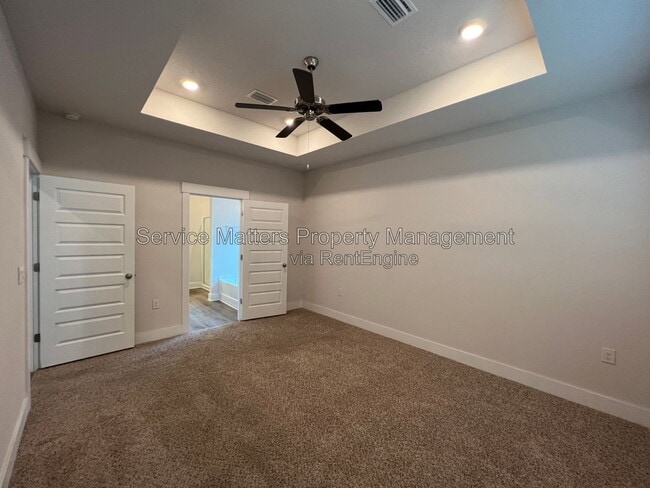 Building Photo - 5781 Danbury Blvd