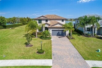 Building Photo - 4 BR home Estero