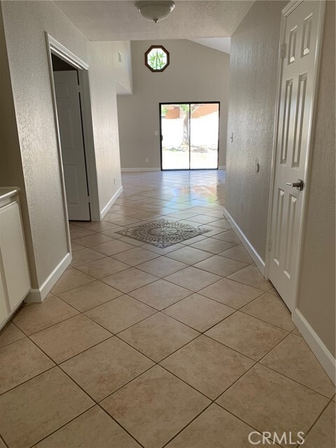 Building Photo - 24150 Cruise Cir Dr