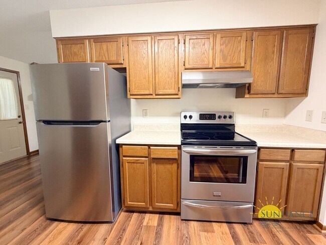 Building Photo - Beautifully Updated 3BR Home in Mary Esther!