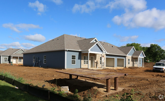 Building Photo - Sandstone Apartments