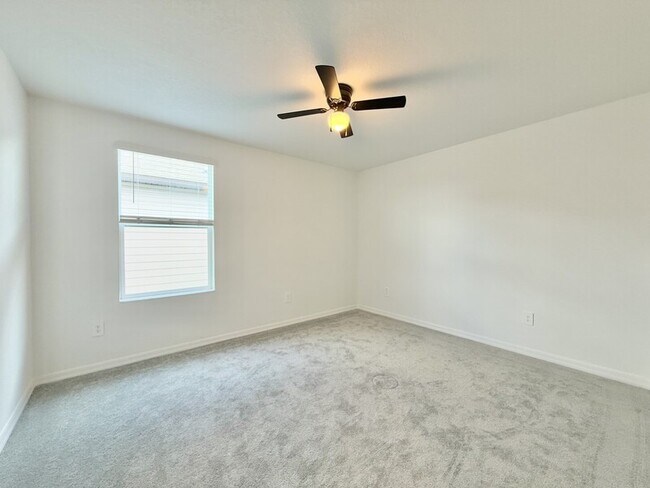 Building Photo - 3521 Great Pk Ct