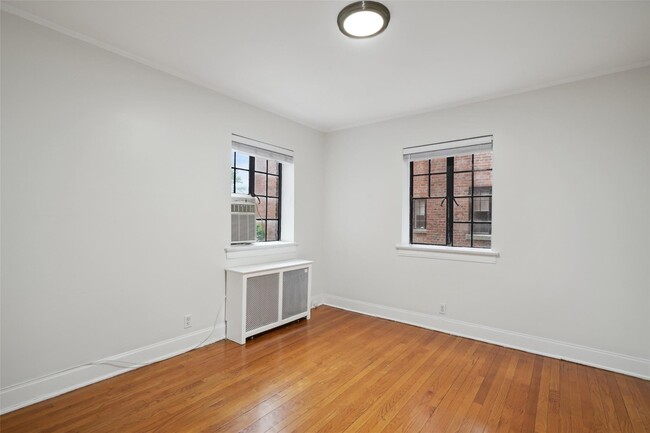 Building Photo - 22 Sagamore Rd