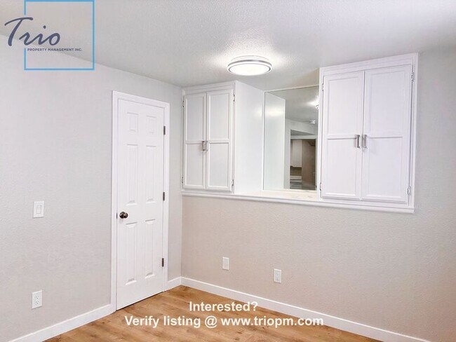 Building Photo - 2693 Chula Vista Dr