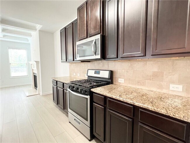Building Photo - 2409 Ivy Meadow Ln