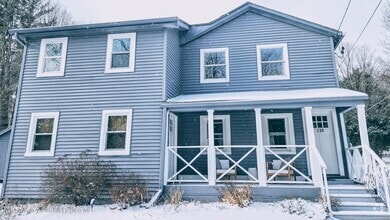 Building Photo - 128 Cole Bank Rd