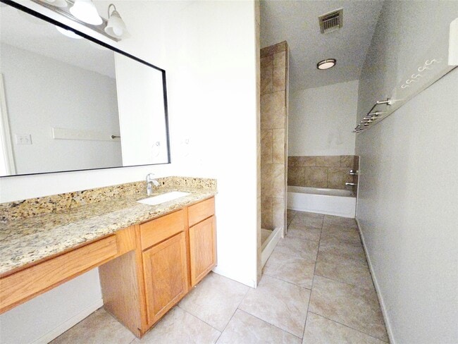 Building Photo - 11735 Sunny Stream Dr