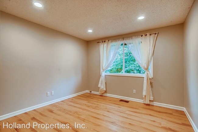 Building Photo - 14910 NW Northumbria Ln