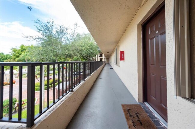 Building Photo - 10401 W Broward Blvd