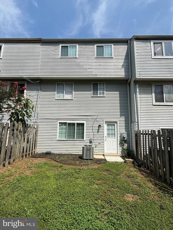Building Photo - 19936 Choctaw Ct