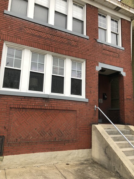 Building Photo - 5127 Liberty Ave