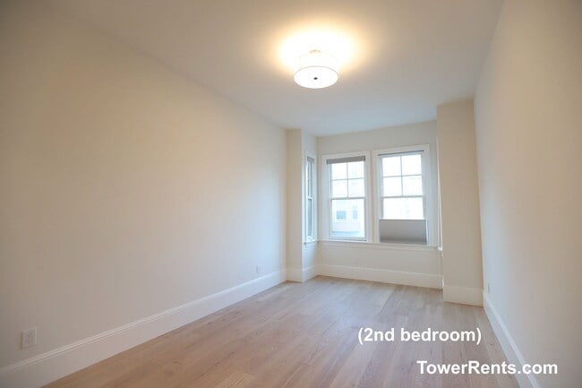 Building Photo - 306-308 Church St.