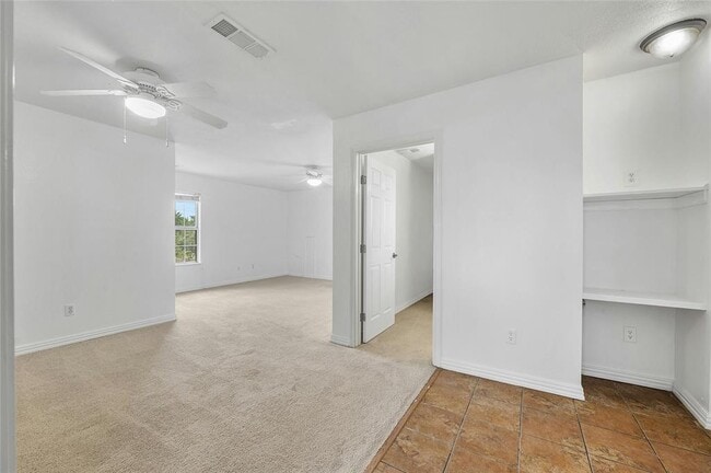 Building Photo - 13003 S Madrone Trail