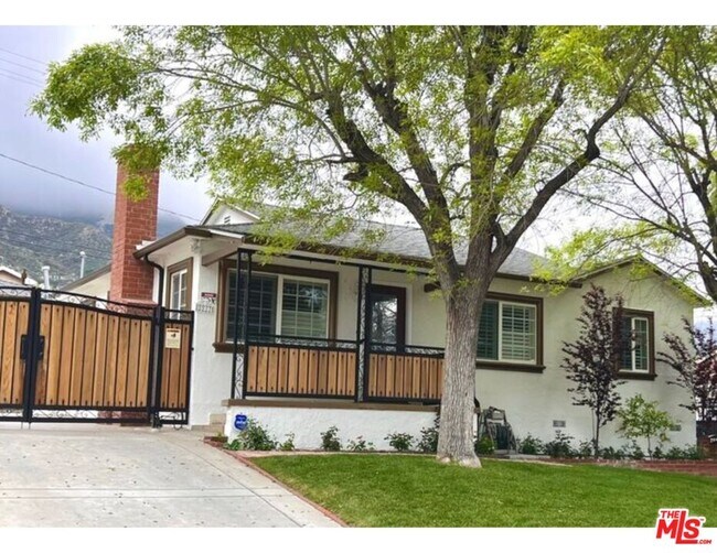 Building Photo - 3317 Burritt Way