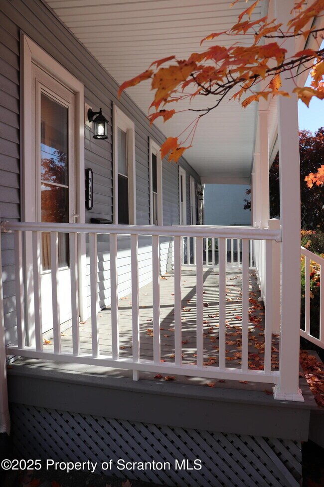 Building Photo - 712 W Lackawanna Ave