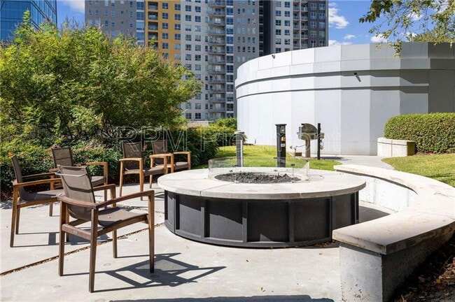 Building Photo - 44 Peachtree Pl NW