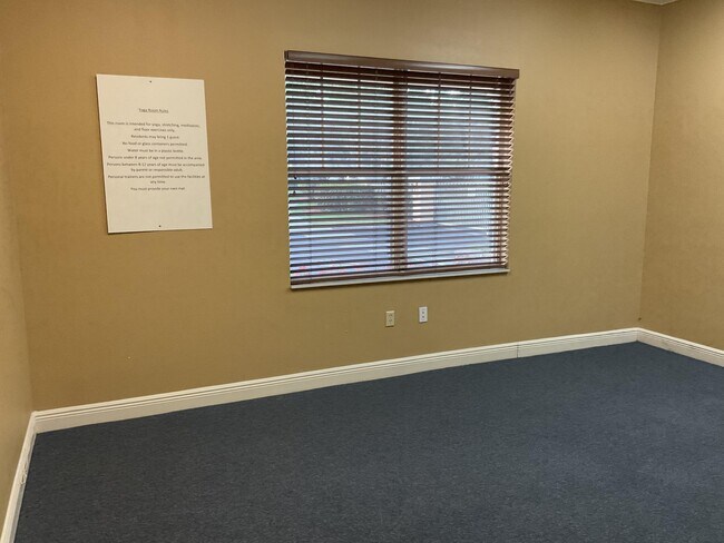 Building Photo - 6410 Emerald Dunes Dr