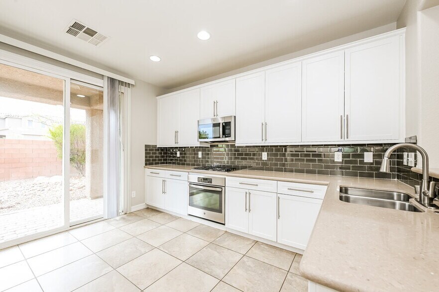 Building Photo - 6485 Cape Canyon Ct