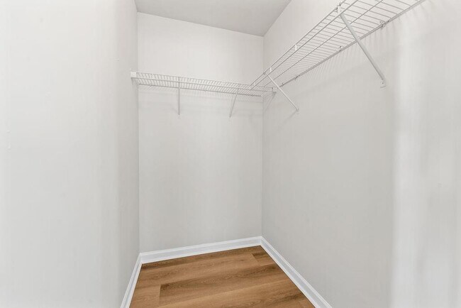 Building Photo - 3476 Harvest Ridge Ln NE