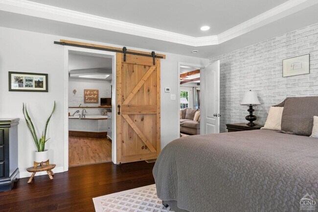 Building Photo - 174 Grove School Rd