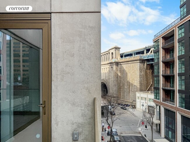 Building Photo - 98 Front St