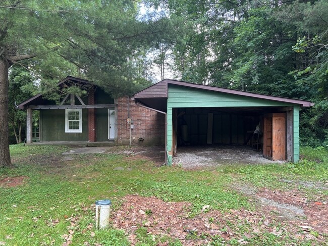 Building Photo - Private Country Cabin for Rent