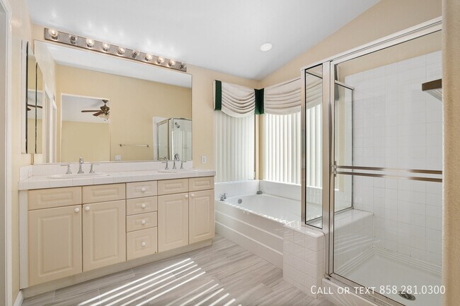 Building Photo - 11610 Aspen View Dr