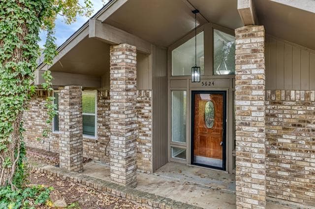 Building Photo - 5624 Charlott St