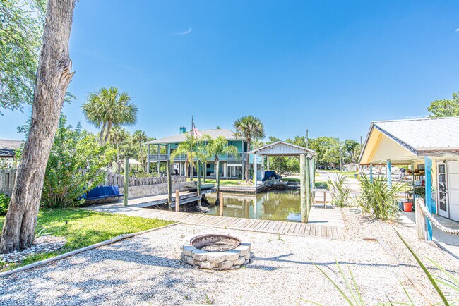 Building Photo - 2312 S Ripple Path