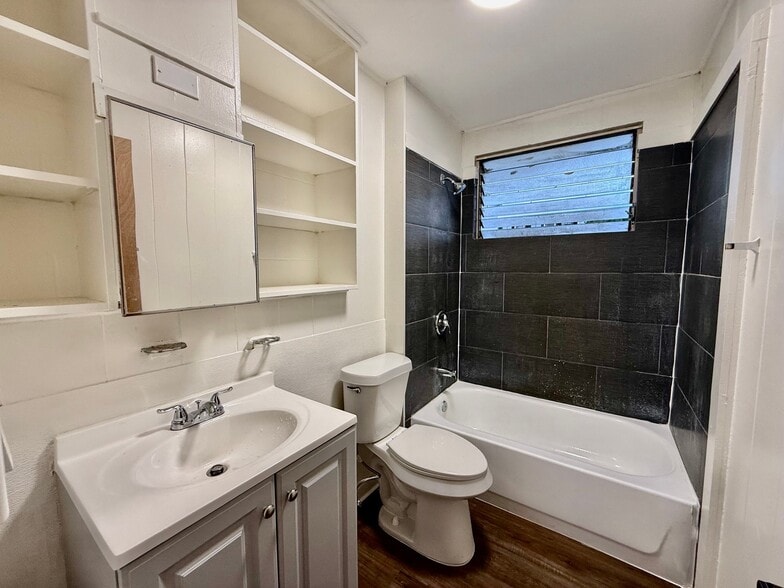 Building Photo - 94-238-238 Aniani Pl