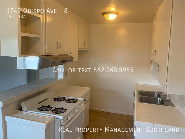 Building Photo - 1742 Obispo Ave