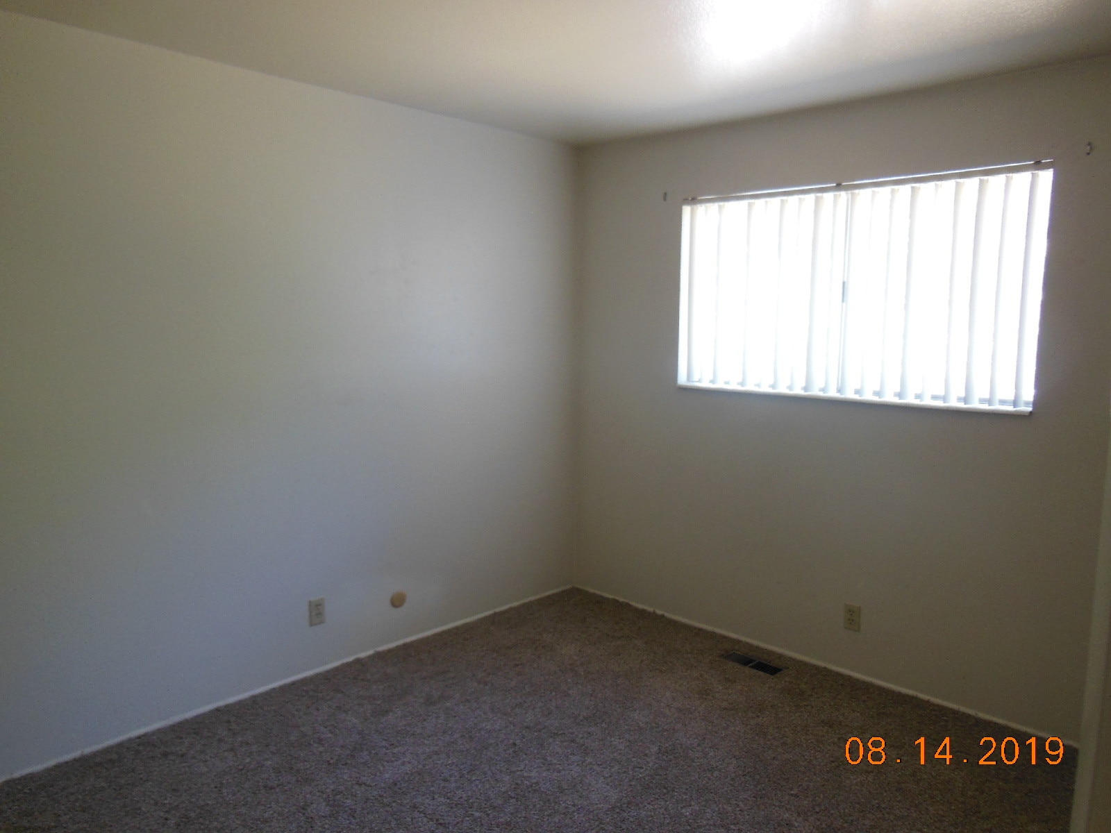 Bedroom - 5013 Dyer Ln