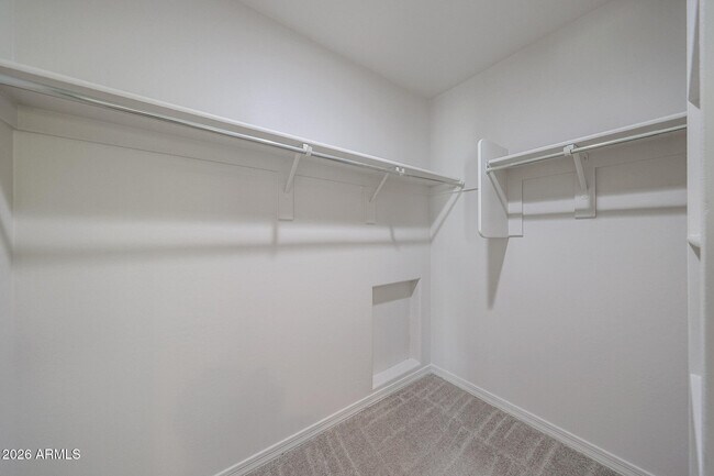 Building Photo - 5458 W Fulton St