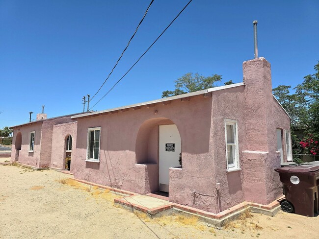 Building Photo - 6457 Yucca Ave