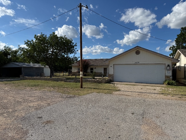 Primary Photo - 3674 E Hwy 80