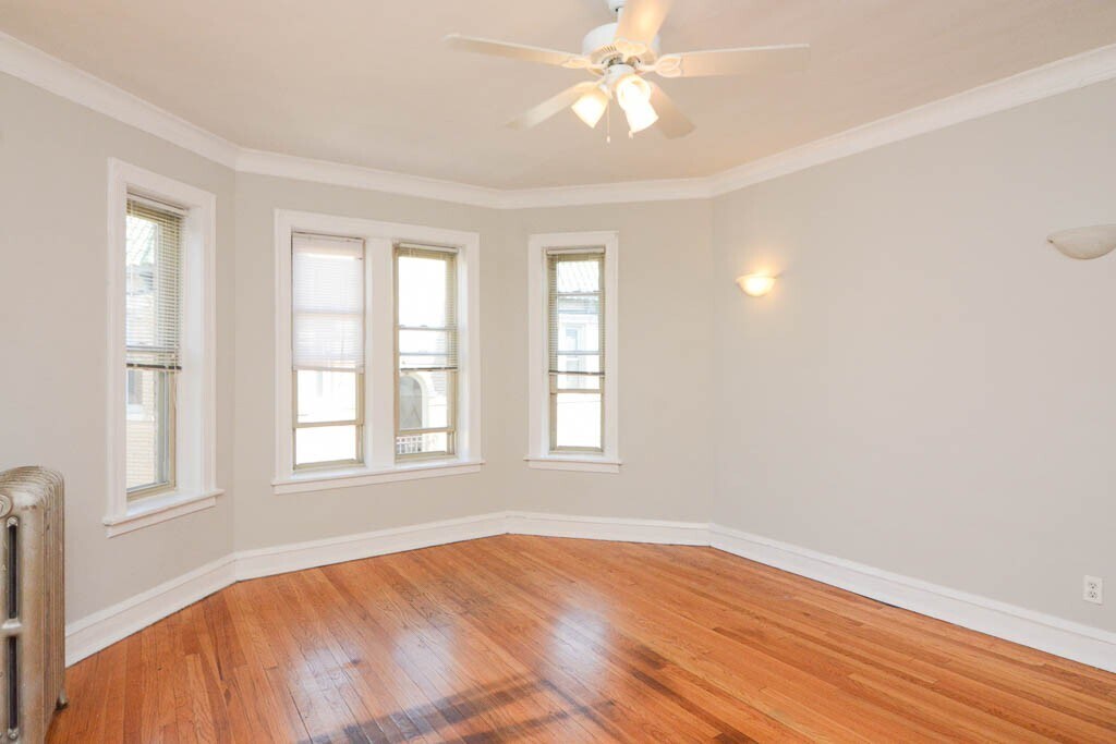 Building Photo - 4227 N Paulina St