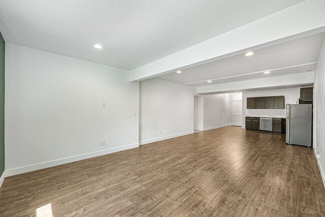 Building Photo - 1203 W Appaloosa Ln